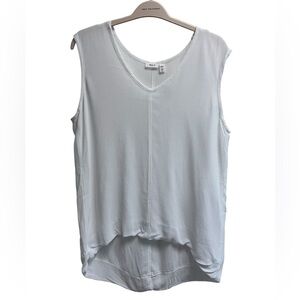 WILT Women’s White V-neck Sleeveless Blouse - Size Medium - NWT